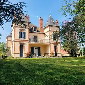 Bed & Breakfast Chateau Segot